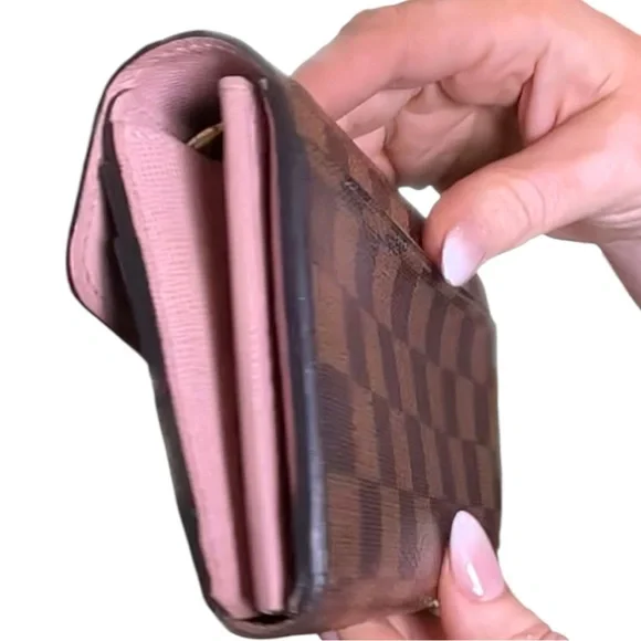 Louis Vuitton Sarah Wallet Damier Ebene Canvas Rose Ballerine Interior - Picture 6 of 17